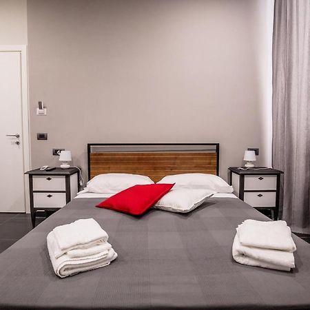 Medusa Cilea Guest House Naples Luaran gambar