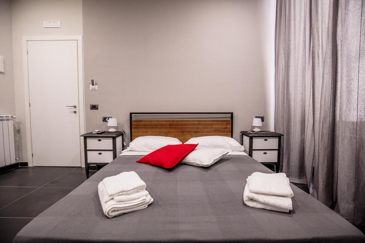 Medusa Cilea Guest House Naples Luaran gambar