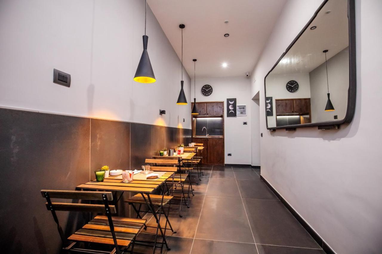 Medusa Cilea Guest House Naples Luaran gambar