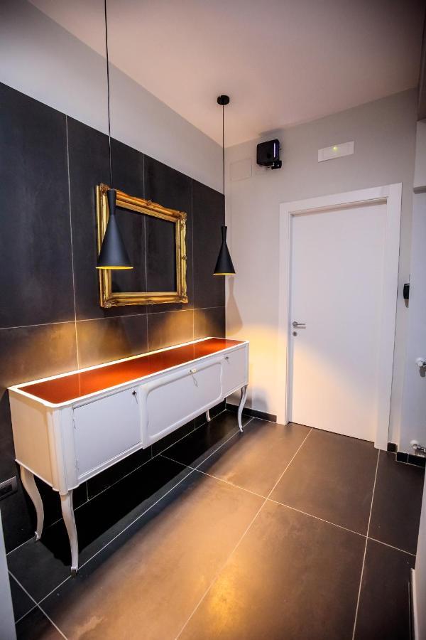 Medusa Cilea Guest House Naples Luaran gambar