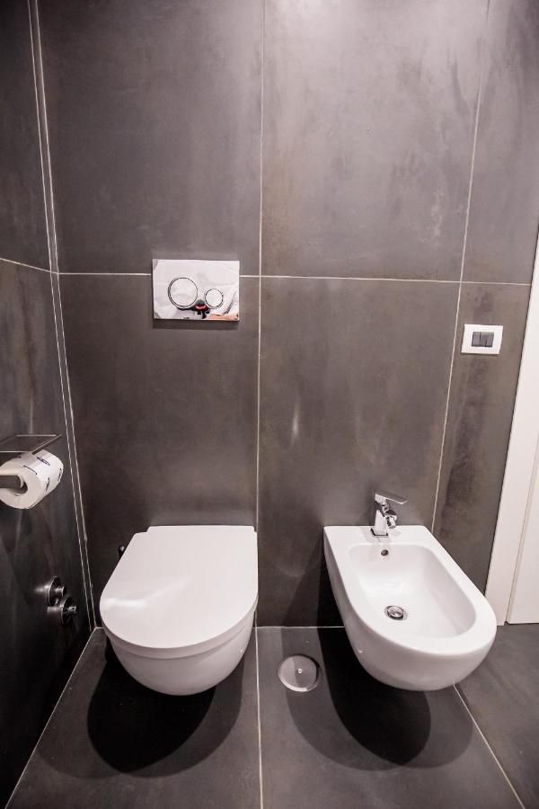 Medusa Cilea Guest House Naples Luaran gambar